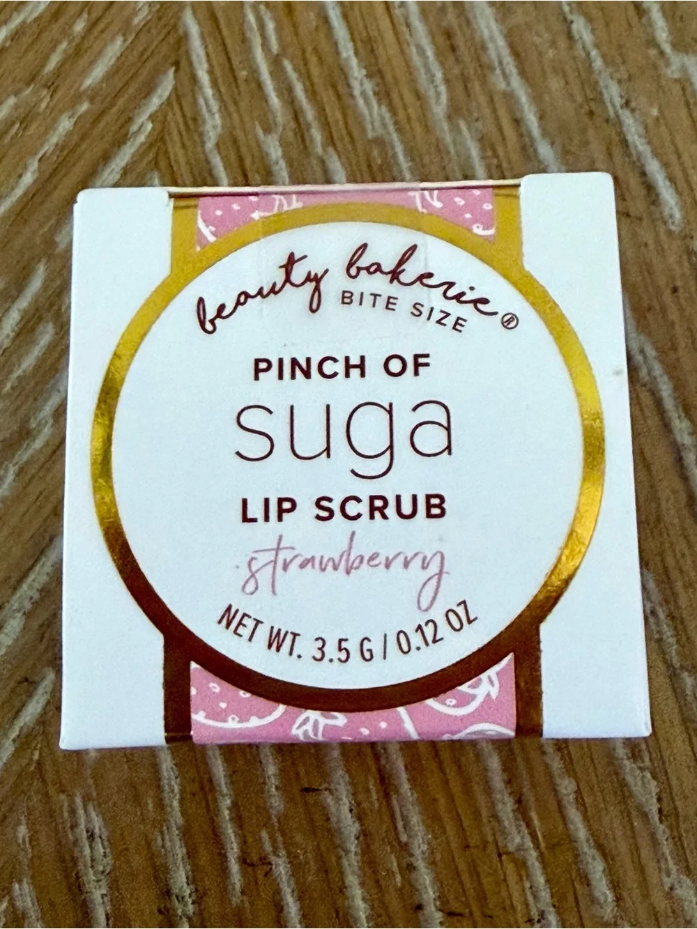 Beauty Bakerie Pinch of Suga Lip Scrub - Strawberry Pink with Gold Accents